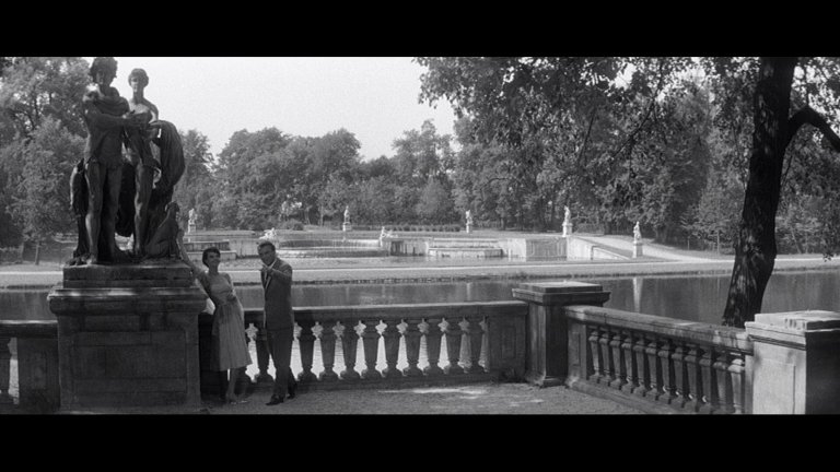 Screen capture from Last Year at Marienbad