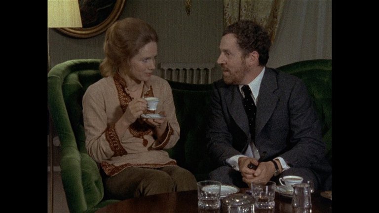 Screen capture from Scenes from a Marriage
