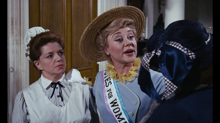 Screen capture from Mary Poppins
