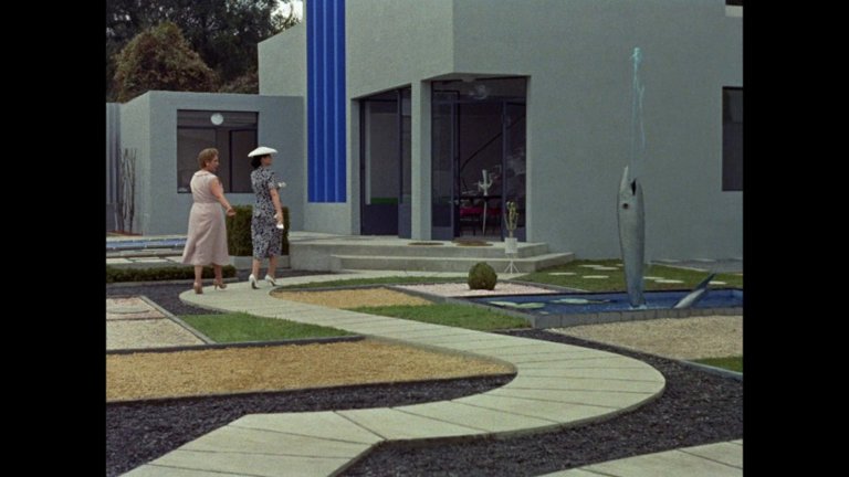 Screen capture from Mon oncle