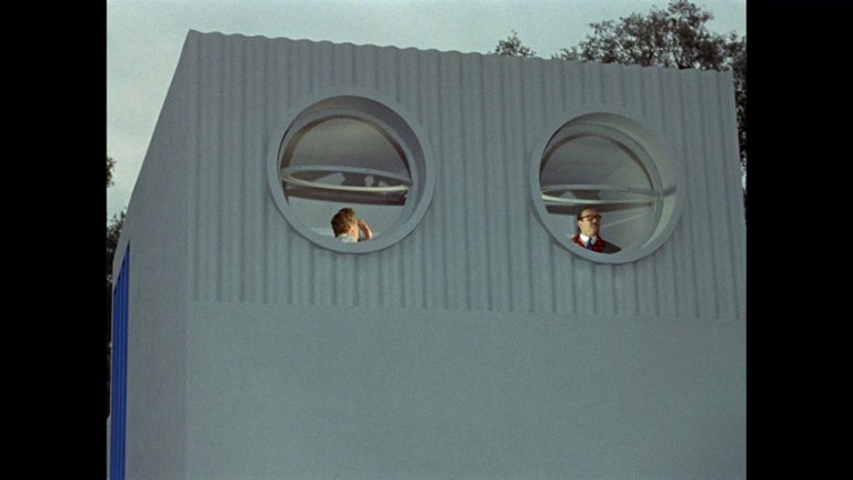 Screen capture from Mon oncle