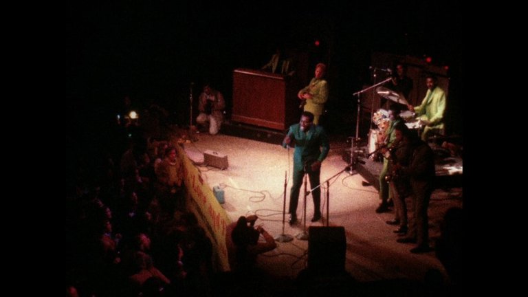 Screen capture from The Complete Monterey Pop Festival
