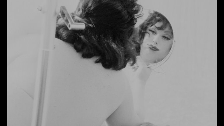 Screen capture from Multiple Maniacs