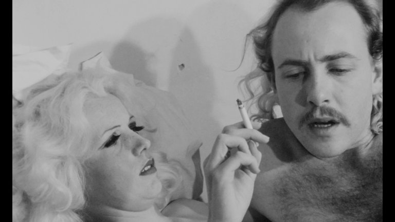 Screen capture from Multiple Maniacs