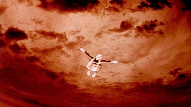 Screen capture from Naqoyqatsi