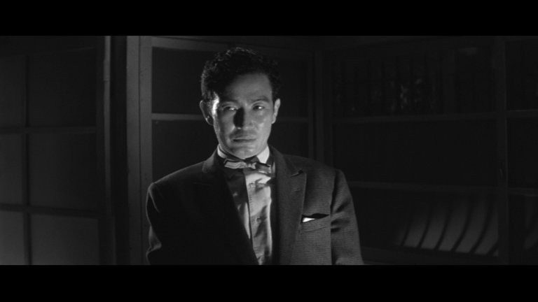 Screen capture from Nikkatsu Diamond Guys: Volume 1