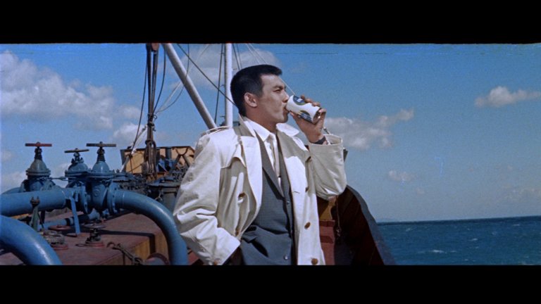 Screen capture from Nikkatsu Diamond Guys: Volume 1