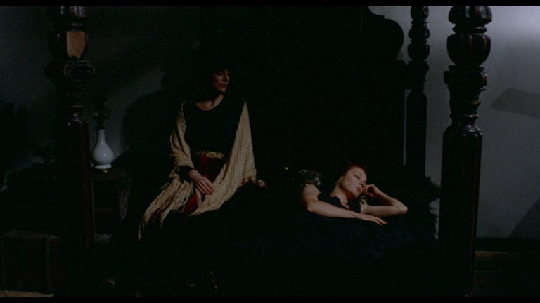 Screen capture from Noroît