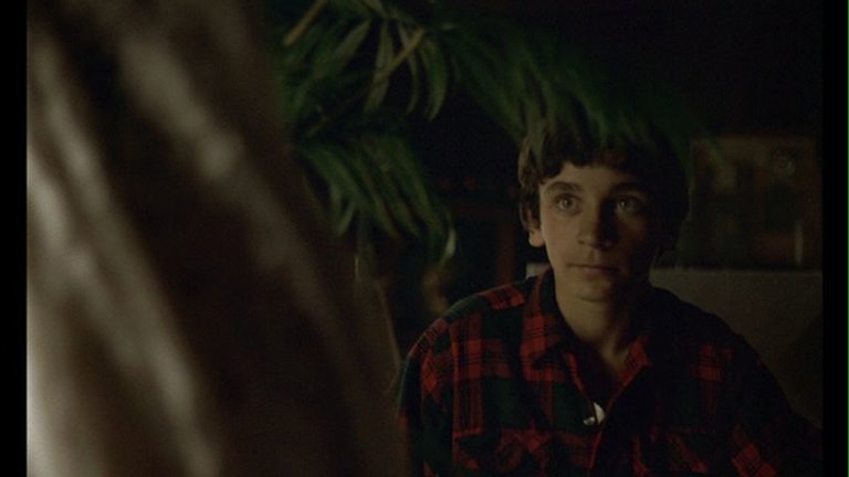 Screen capture from Mon oncle Antoine