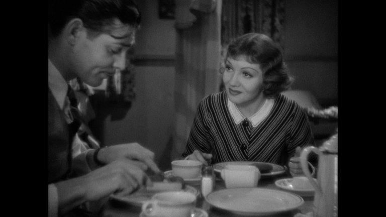 Screen capture from It Happened One Night