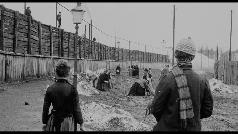 Screen capture from The Organizer