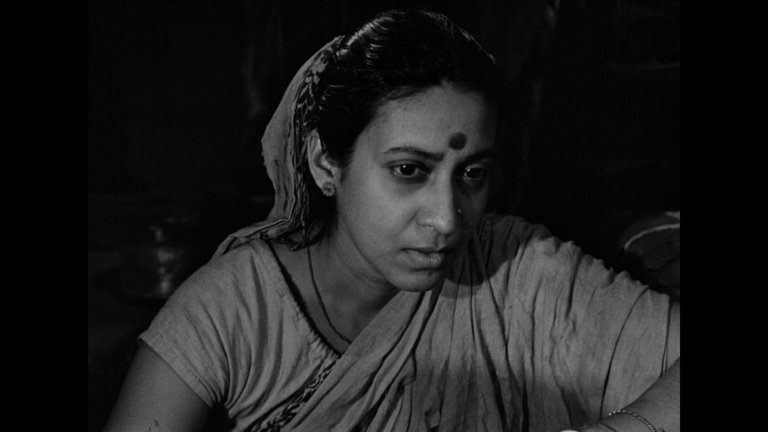 Screen capture from Pather Panchali