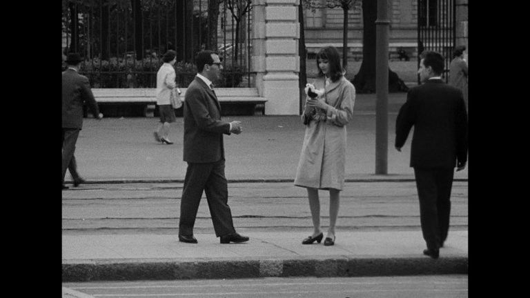 Screen capture from Le petit soldat