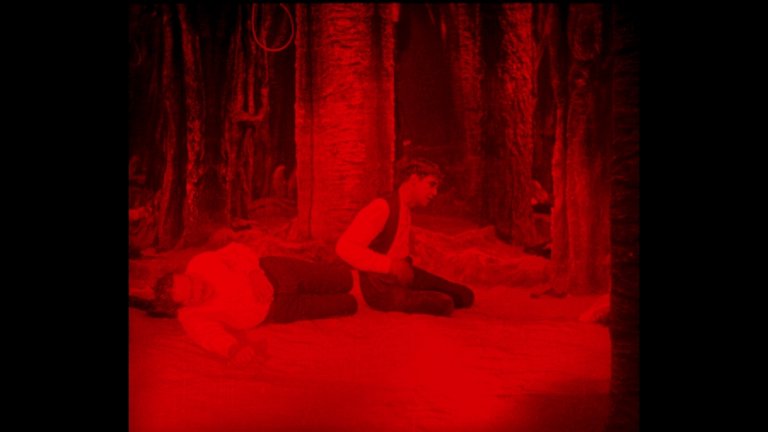 Screen capture from The Phantom of the Opera