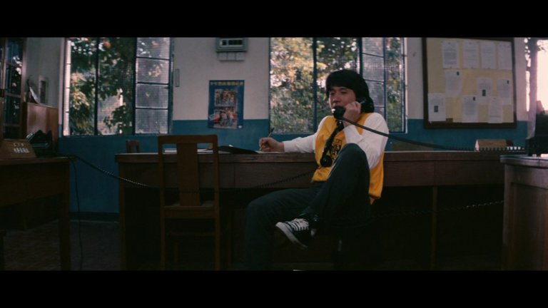 Screen capture from Police Story/Police Story 2