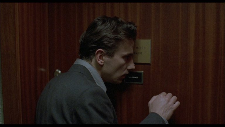 Screen capture from Three Colors