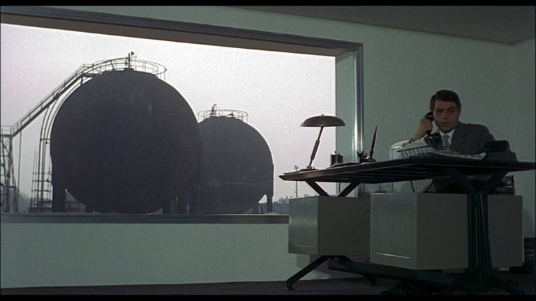 Screen capture from Red Desert