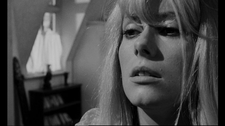Screen capture from Repulsion