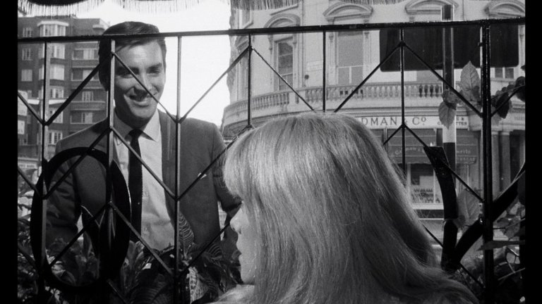 Screen capture from Repulsion