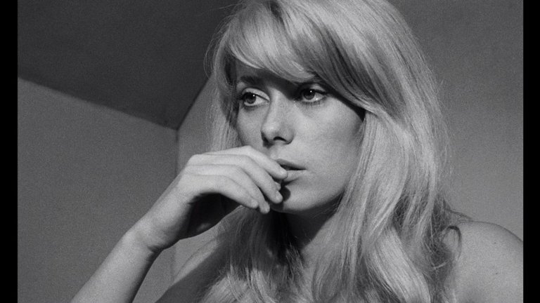 Screen capture from Repulsion