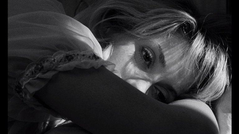 Screen capture from Repulsion