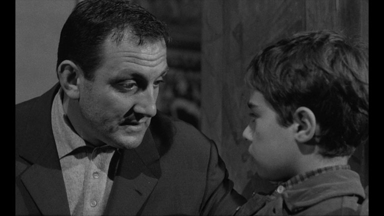 Screen capture from Classe tous risques