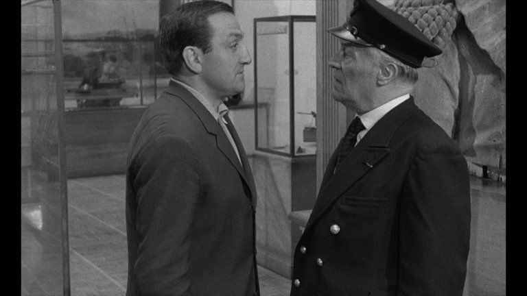Screen capture from Classe tous risques