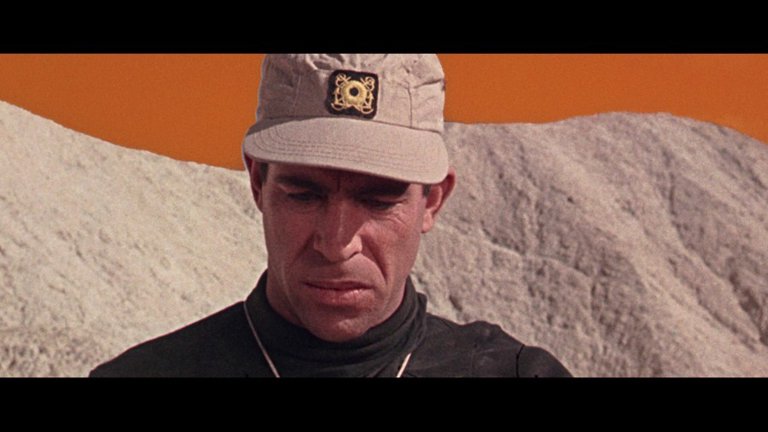 Screen capture from Robinson Crusoe on Mars