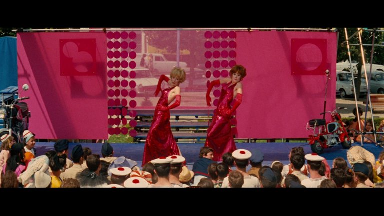Screen capture from The Young Girls of Rochefort