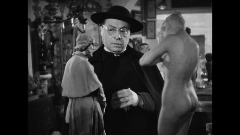Screen capture from Rome Open City