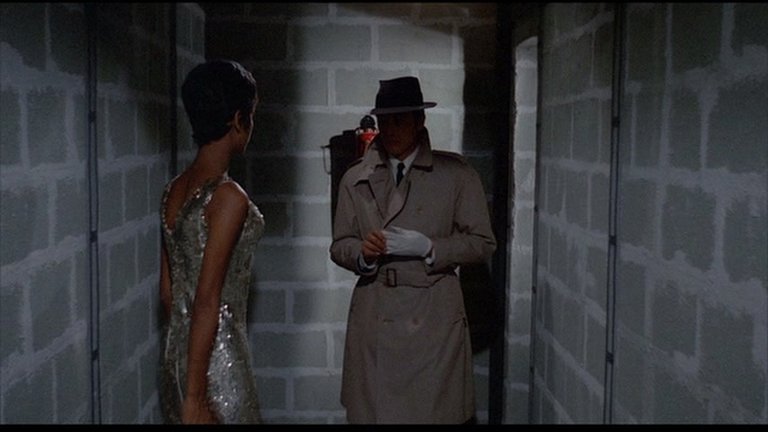 Screen capture from Le Samouraï