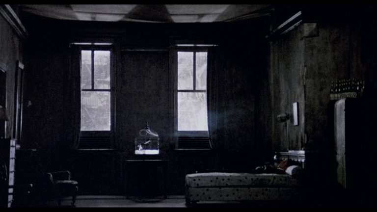 Screen capture from Le samouraï