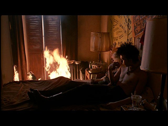 Screen capture from Sid & Nancy