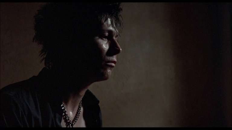 Screen capture from Sid & Nancy