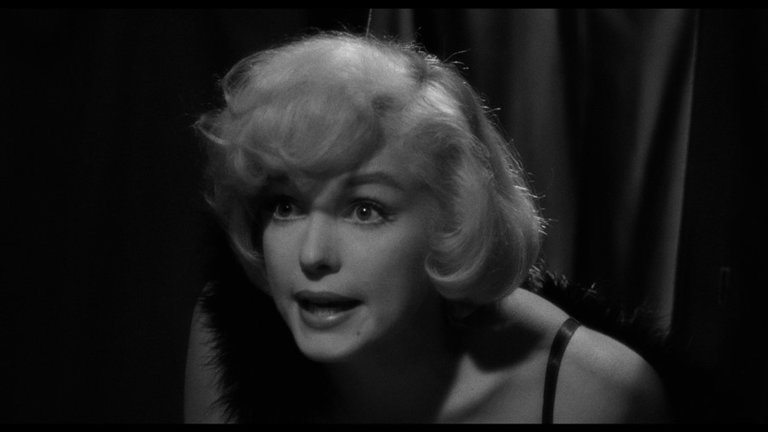 Screen capture from Some Like It Hot
