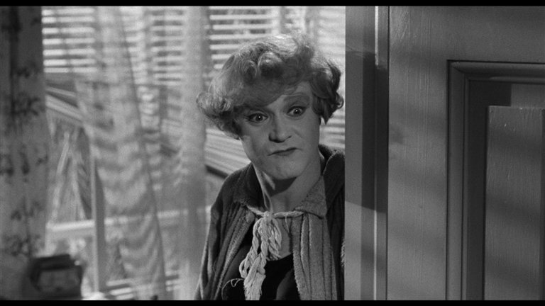 Screen capture from Some Like It Hot