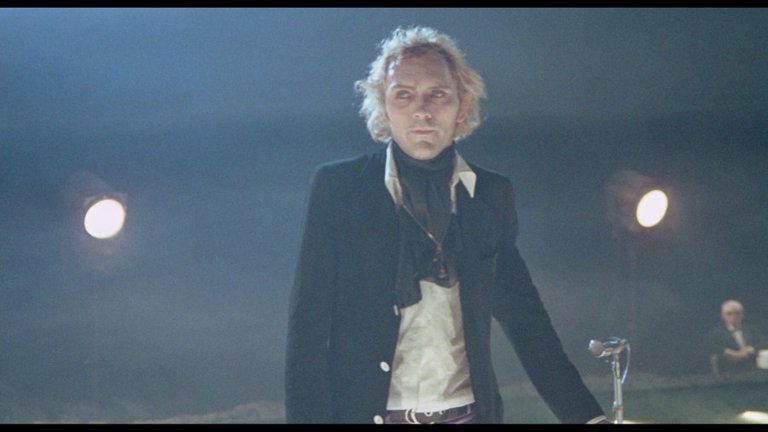 Screen capture from Spirits of the Dead