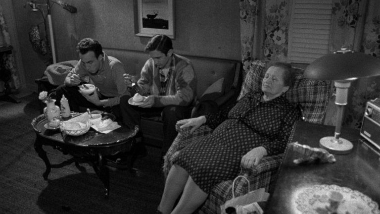 Screen capture from Stranger than Paradise