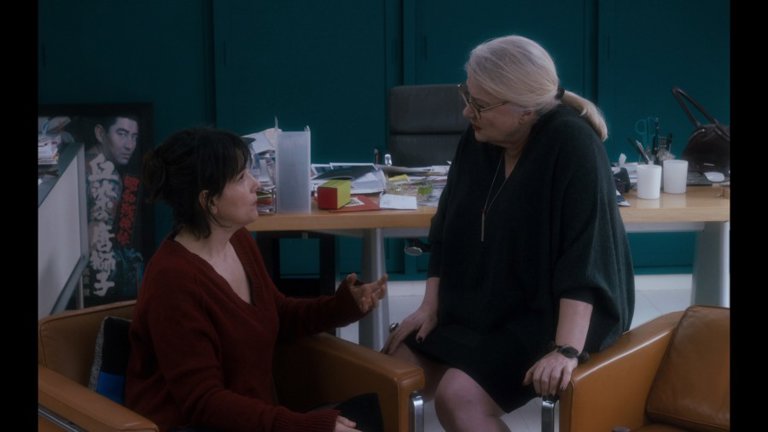 Screen capture from Let the Sunshine In
