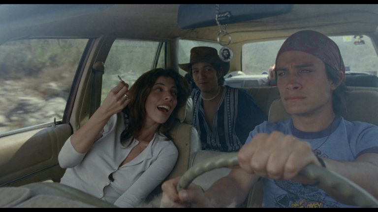 Screen capture from Y tu mamá también 