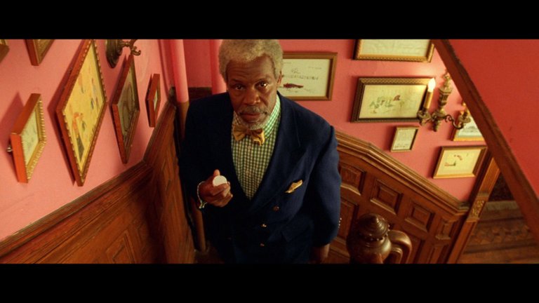 Screen capture from The Royal Tenenbaums