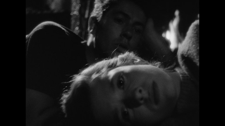 Screen capture from They Live by Night