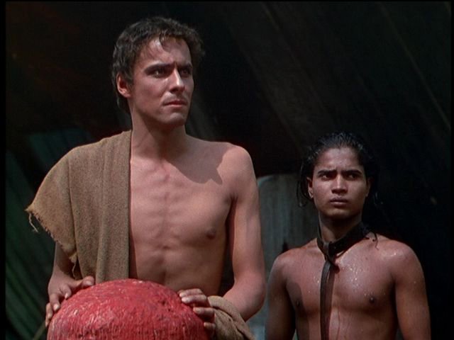 Screen capture from The Thief of Bagdad
