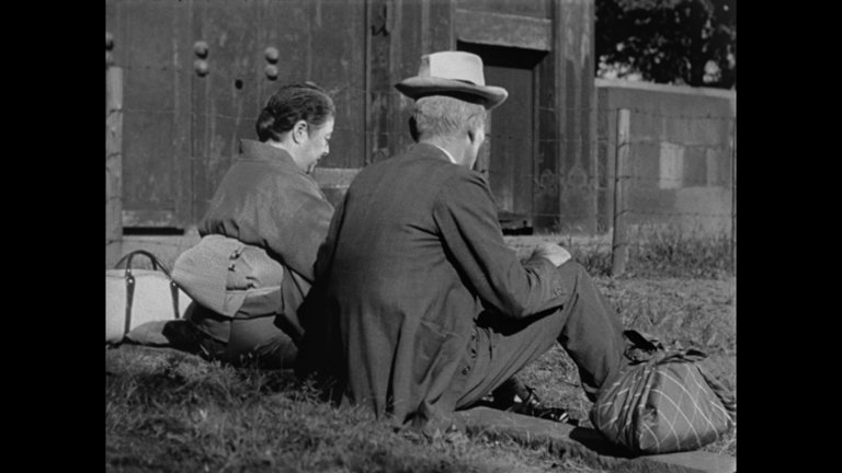 Screen capture from Tokyo Story