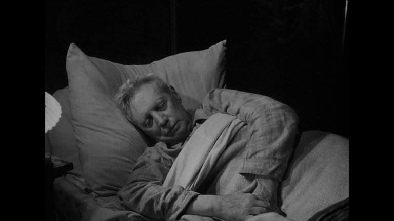 Screen capture from Umberto D.
