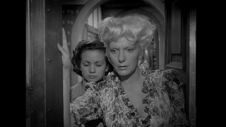 Screen capture from Umberto D.