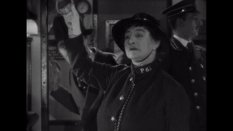 Screen capture from Underground