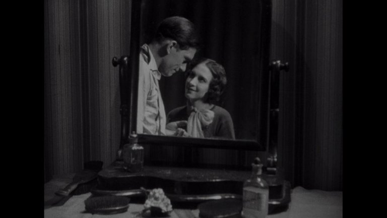 Screen capture from Underground
