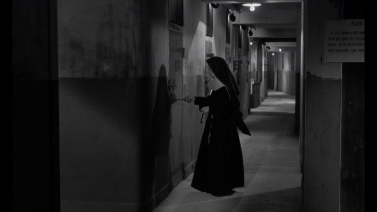 Screen capture from La vérité