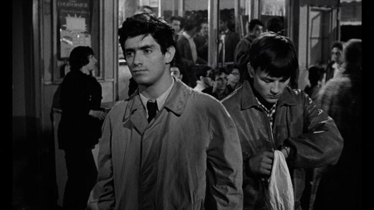 Screen capture from La vérité